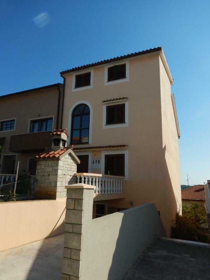 Apartment Ivankovic*** *
